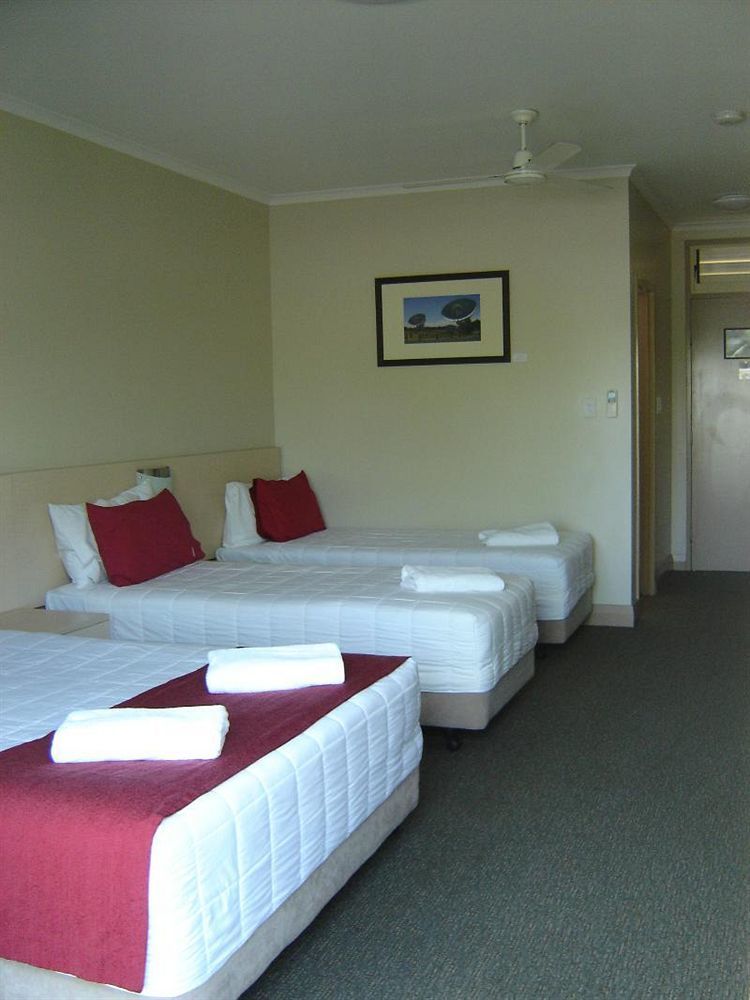 Club Motor Inn Narrabri Bagian luar foto