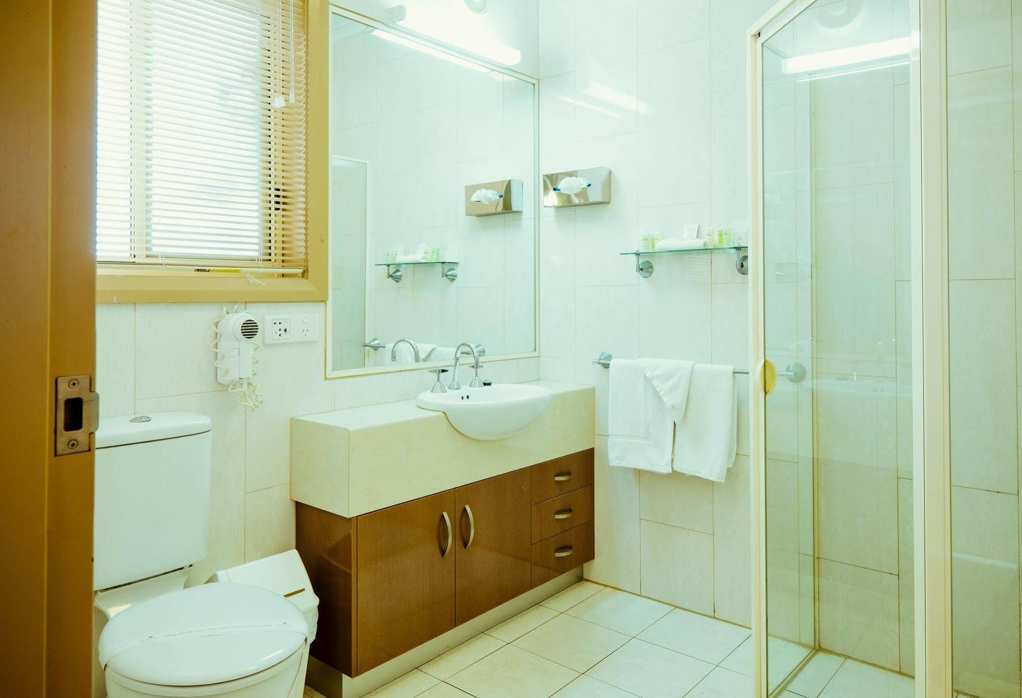 Club Motor Inn Narrabri Bagian luar foto